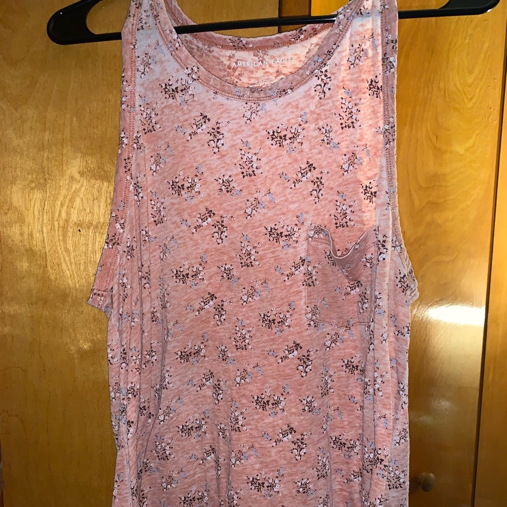 NWOT American Eagle Floral Tank